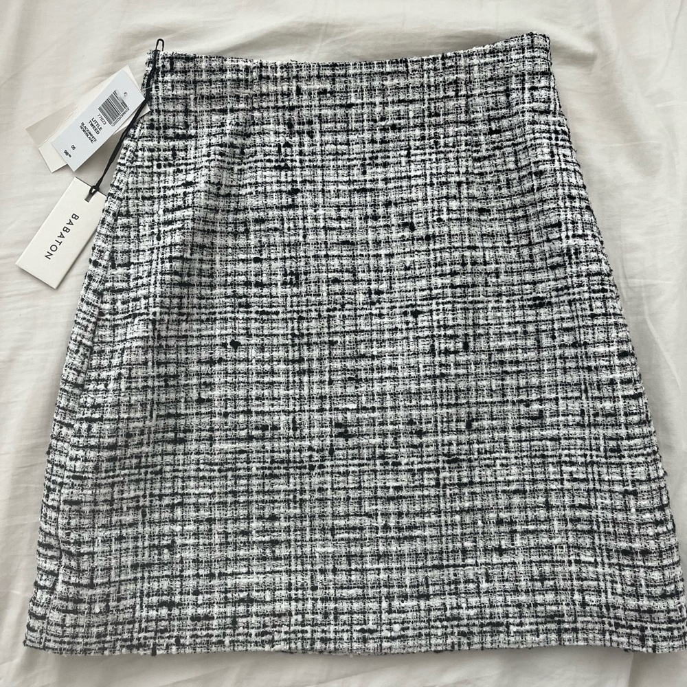 Aritzia Babaton Little Tweed Skirt - Size 00 - Picture 5 of 9